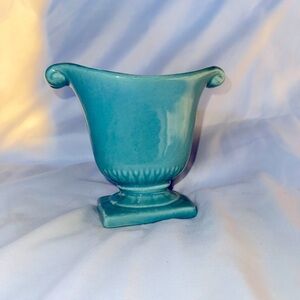 Haeger vintage vase